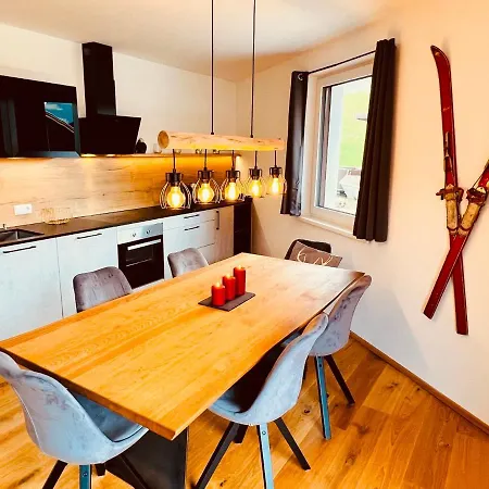 Tiroler Zeitgeist Apartament